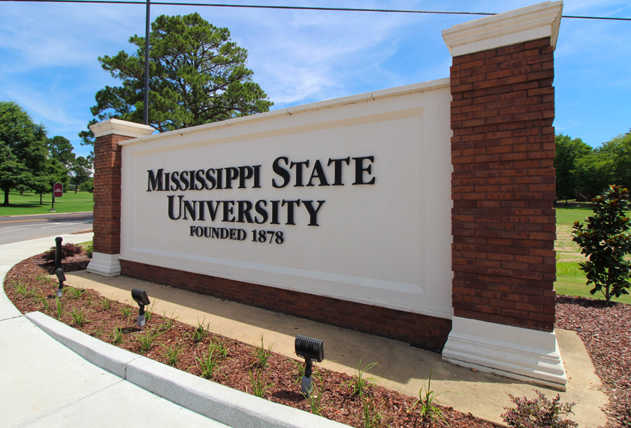 Mississippi State Animal Dairy Building commerical roofing project